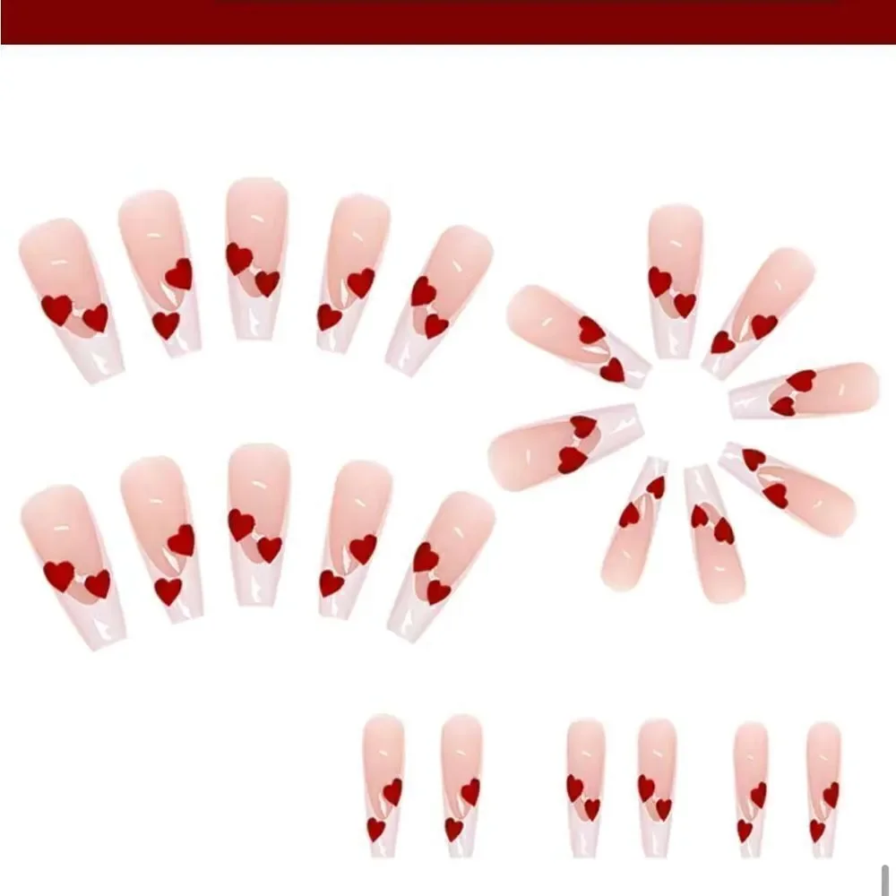 Heart fake nails ❤️❤️❤️❤️